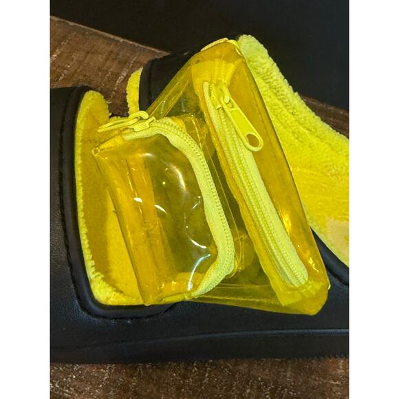 Men\'s Crocs Classic Cozzzy Towel Sandal Black Yellow Slide Mini Pouch Sz 10 main image 5